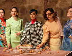 5 Lesbians Eating a Quiche 