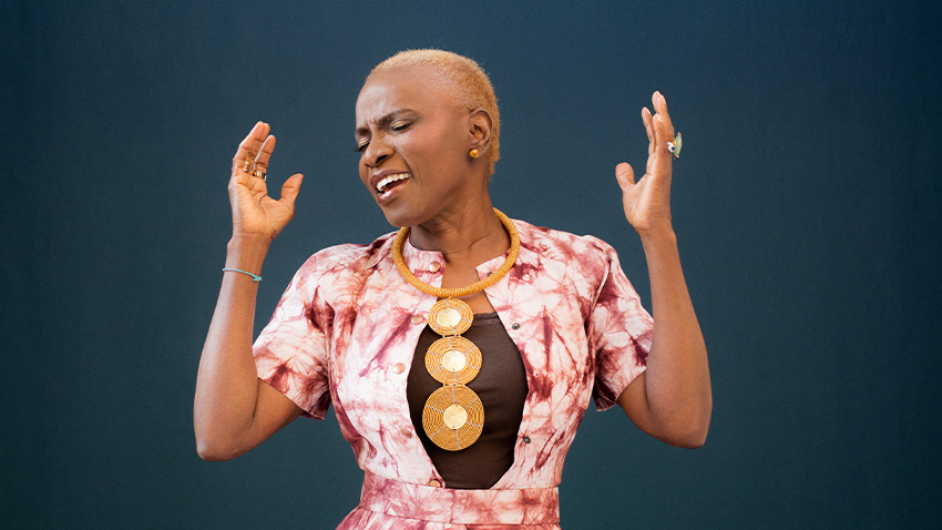 Angelique Kidjo: «Η πρώτη ντίβα της Αφρικής»