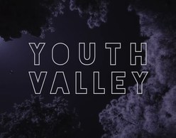 Youth Valley | Νανουρίσματα για ενήλικες, μια ζωντανή κινηματογραφική εμπειρία