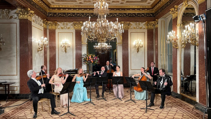 Operetta Gala | Vienna Schoenbrunn Palace Orchestra | Strauss Virtuosi 