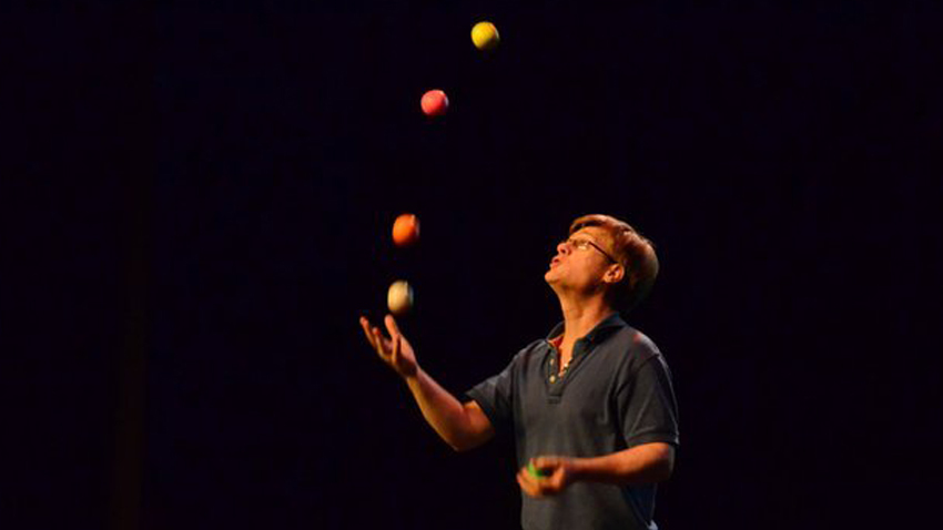 The mathematics of juggling