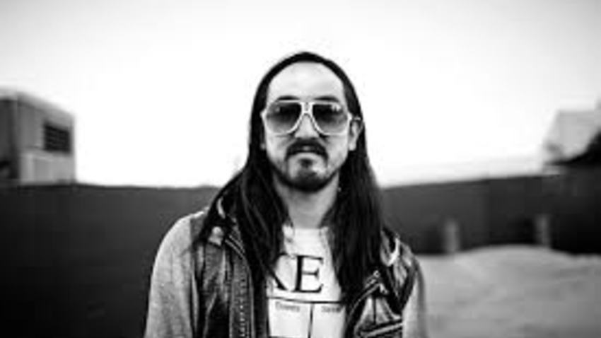 Steve Aoki στο Bolivar Beach Bar